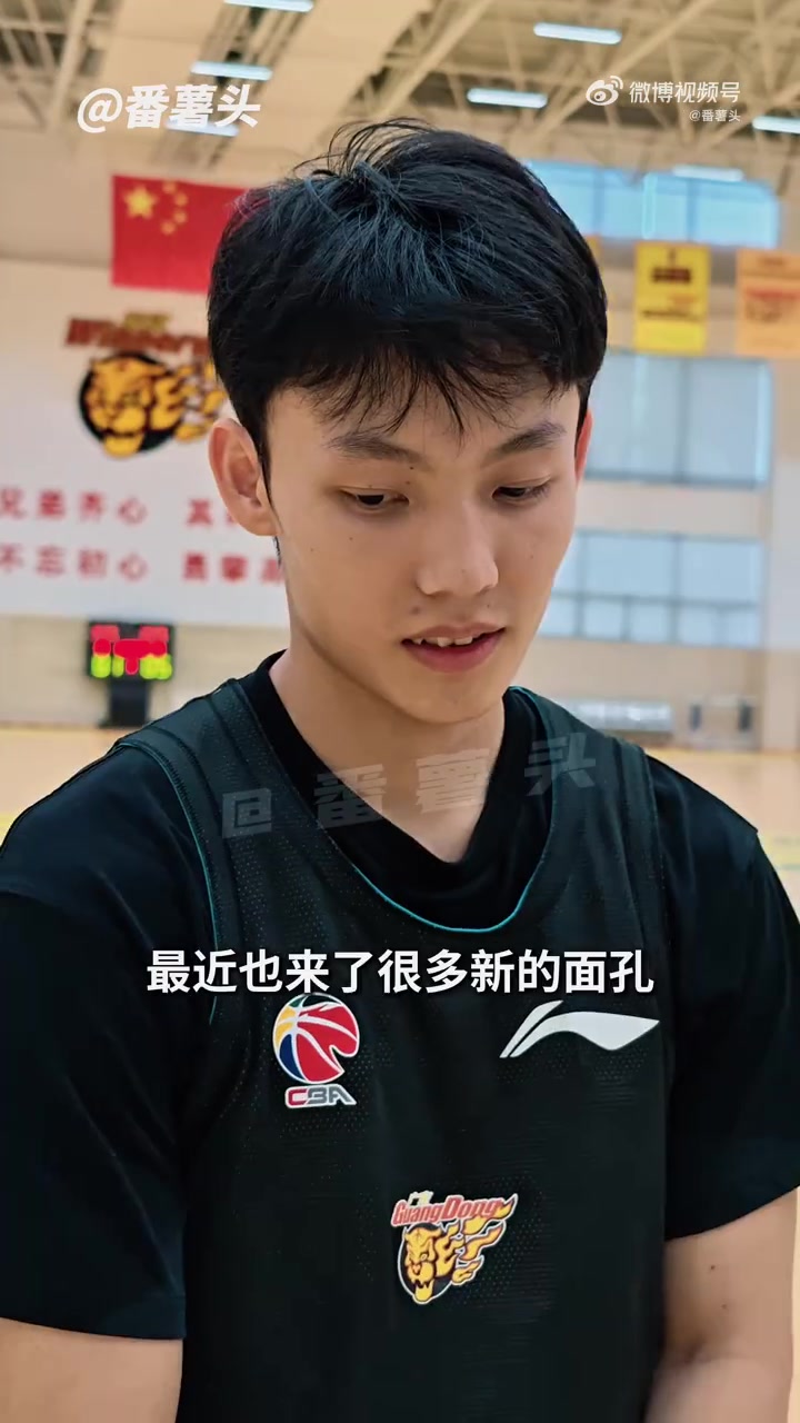 徐杰：每个教练都有他的理念 要尽快去理解新教练的一些战术意图