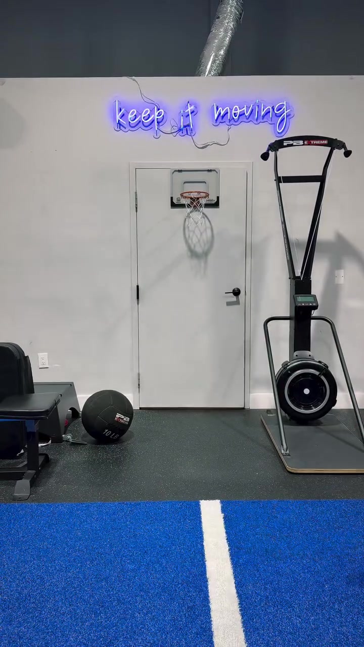 【球盟会】两耳不闻窗外事！库明加更新社媒 晒出今日份训练视频