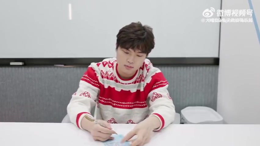 BLG选手与教练的手写明信片：致并肩的队友，与一路同行的你【球盟会】