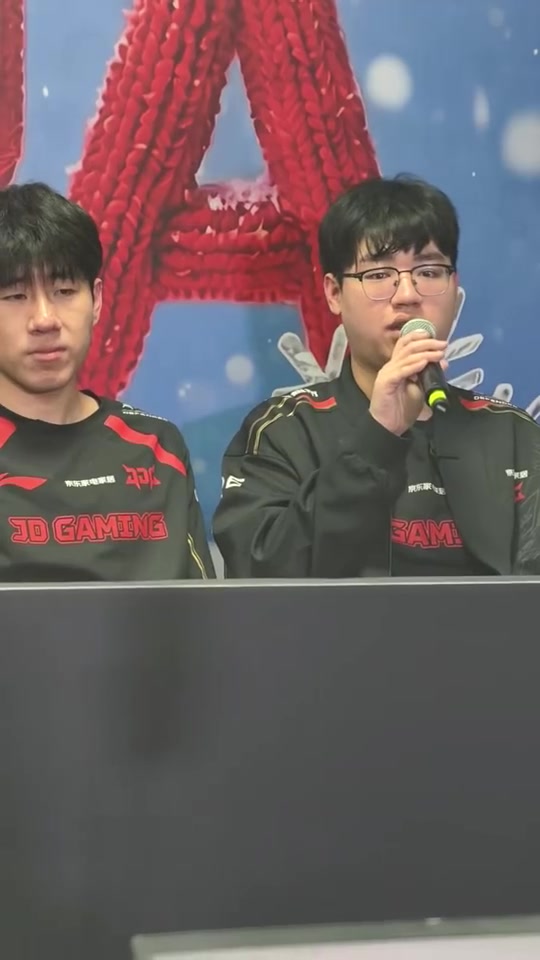 【万博电竞】xiaoxu谈决赛对阵IG：就是自己打好一点然后赢下他们吧！