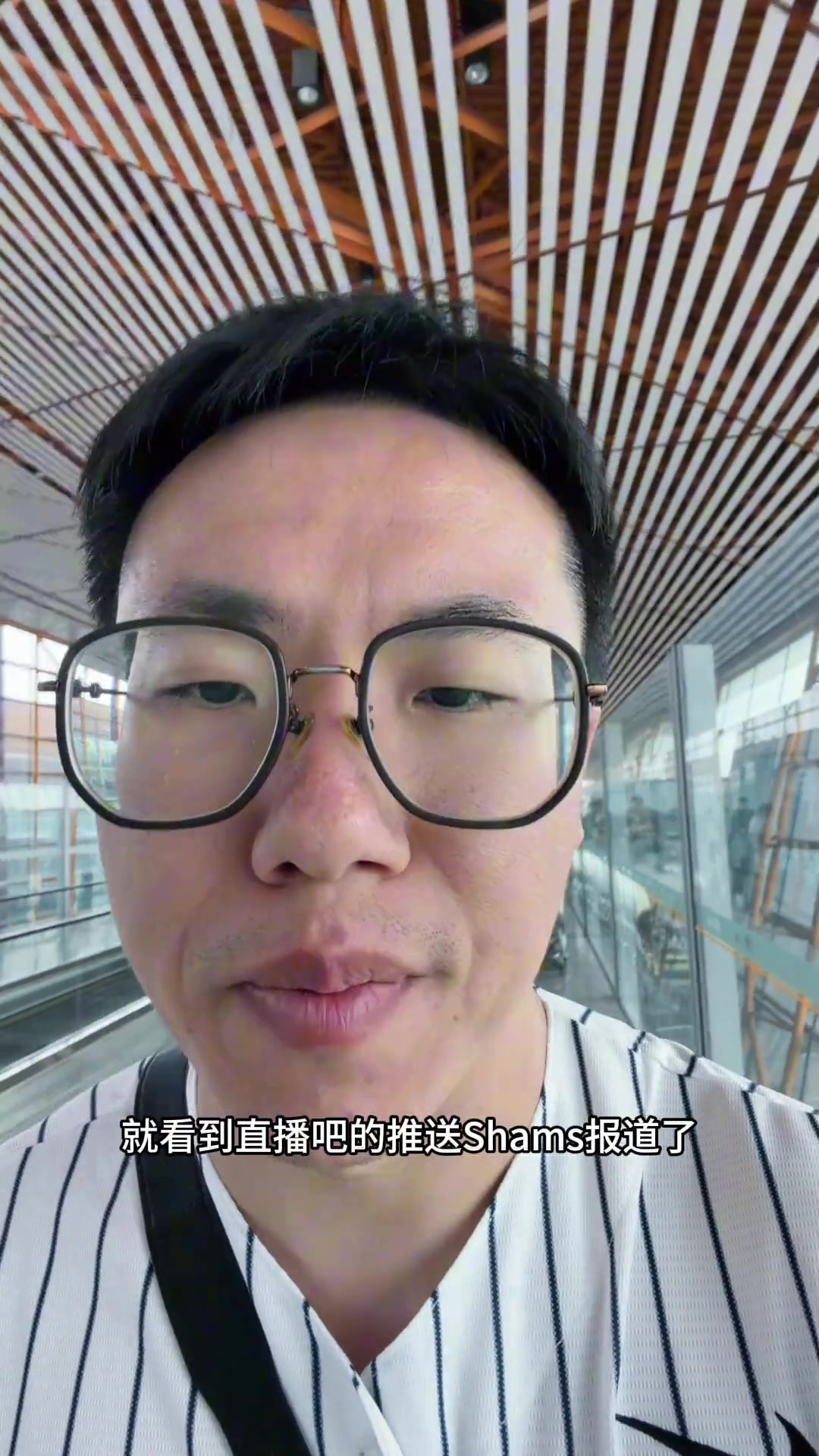 解说:塞布尔在开拓者三年出勤不高&得分没进步 希望在湖人有提高 解说:塞布尔在开拓者三年出勤不高&得分没进步 希望在湖人有提高