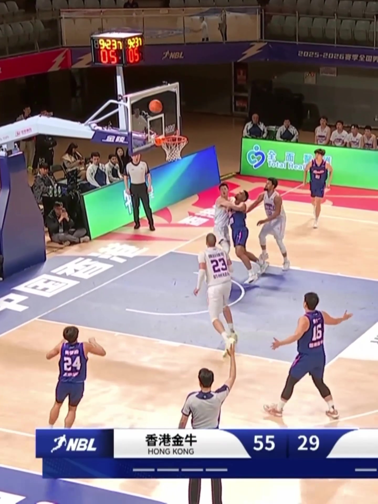 鋒芒畢露！吳委峻新賽季首次先發(fā)便砍下13分，繼續(xù)加油！