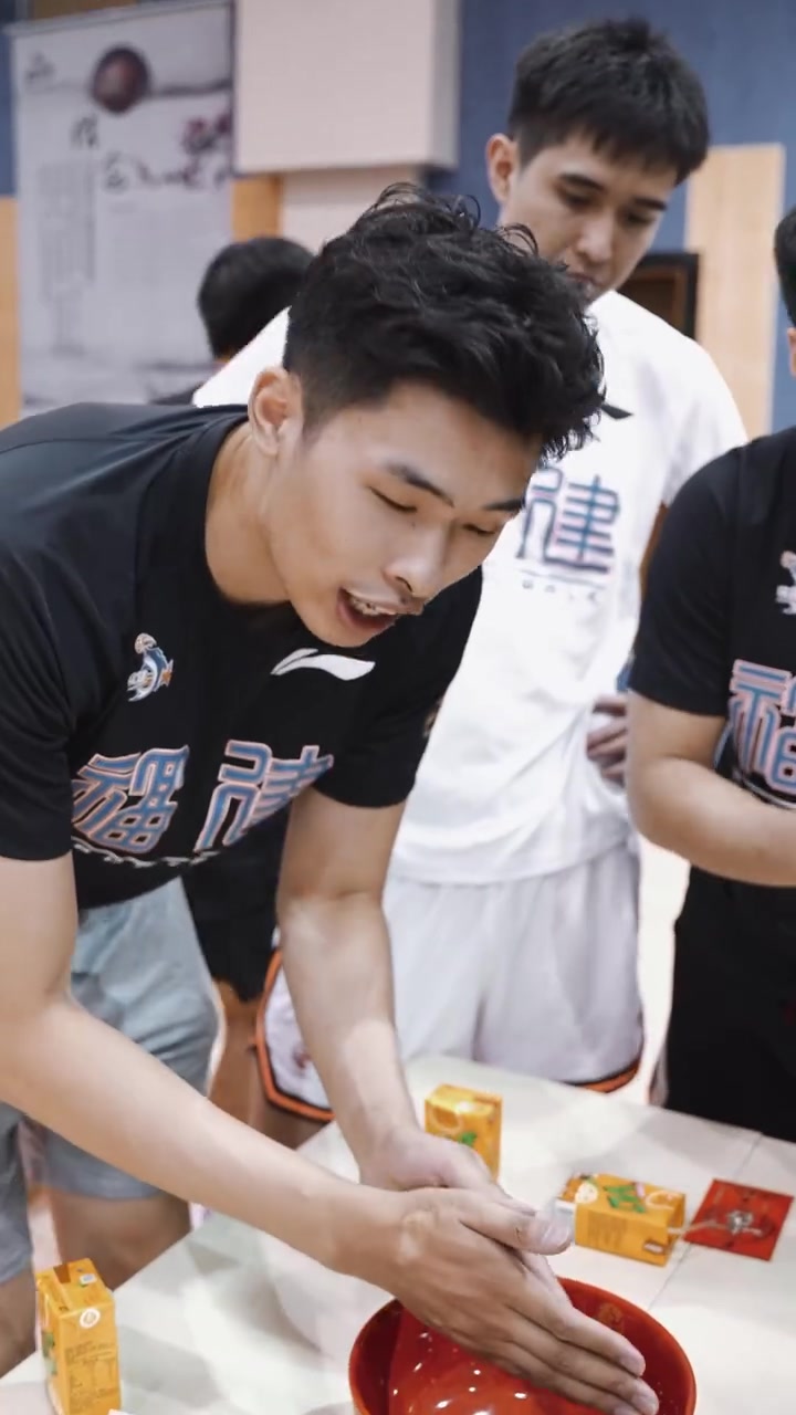 專(zhuān)家：猝死并非突然發(fā)生 需警惕先兆癥狀