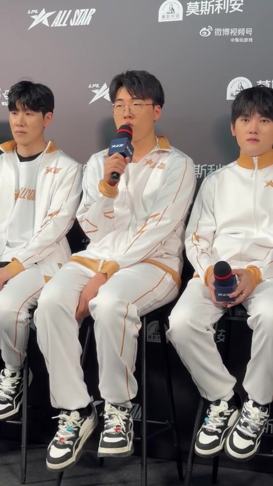 Kael谈年度最佳辅助：感谢队友 我也觉得运气好才能拿到这个奖项【球盟会】