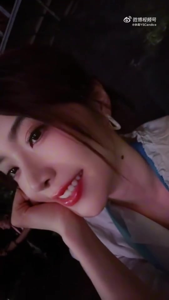 余霜分享成都世运会闭幕式VLOG：15天，向世界说“你好，中国”