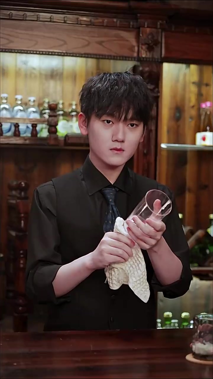 【球盟会】JackeyLove发布视频：谁点的伊泽瑞尔特饮？