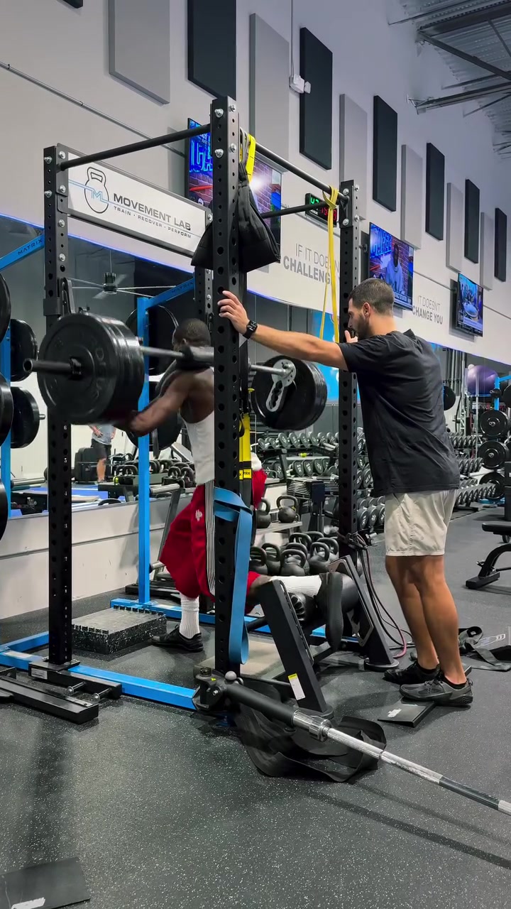 【球盟会】两耳不闻窗外事！库明加更新社媒 晒出今日份训练视频