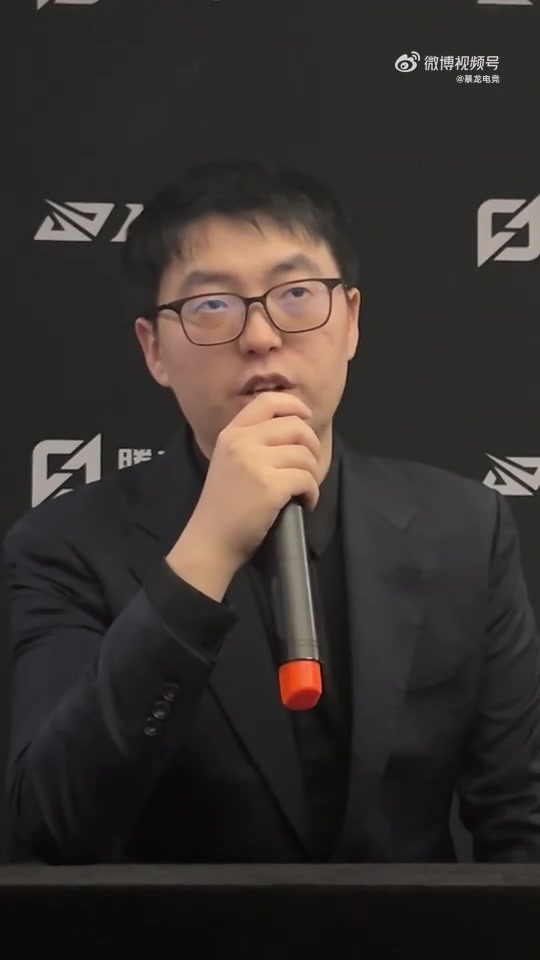 【万博电竞】WBG教练：第一把让对面下路玩的有点舒服了 我们领先时没有做好