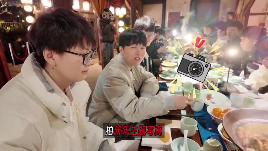【万博电竞】IG分享跨年花絮VLOG：美丽的夜色下是極动的人 来康康跨年物料吧