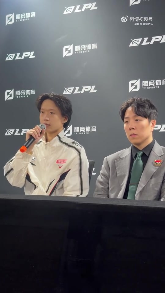 shanks：第二局前期爆炸太劣势了 前期没那么多失误应该比较好赢【球盟会】