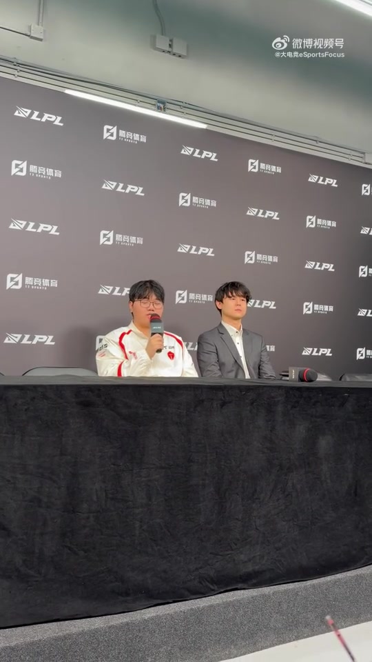 JiaQi：（第三局）坚哥一直在沟通我们打团的画面吧，挺好的【球盟会】